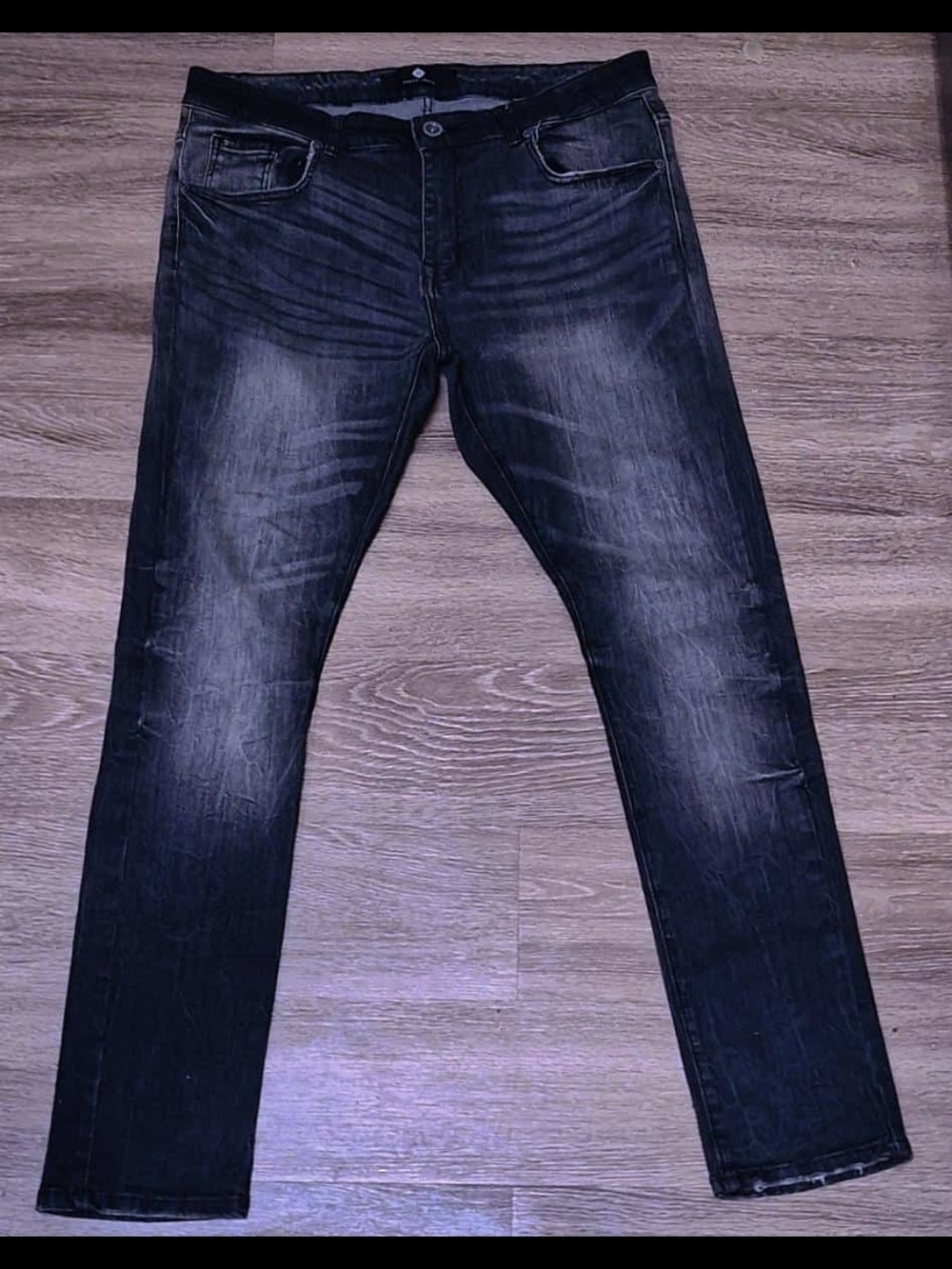 Slim Straight Men's Jeans in Washed Black